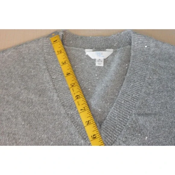 Women's Time And Tru V Neck Sequin Sweater GRAY Pullover Size XL (16-18) NWT - Picture 6 of 16